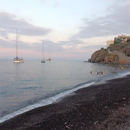 Casa Amena Con Ampio Terrazzo E Giardino Hébergement de vacances Lipari (Isola Lipari)